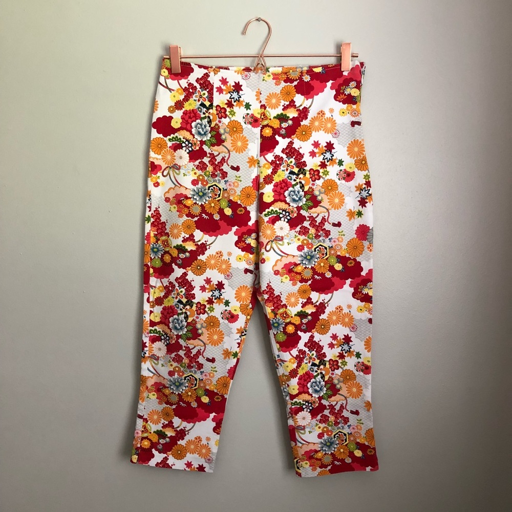 New York City Design Company Capri Pants Sz 10